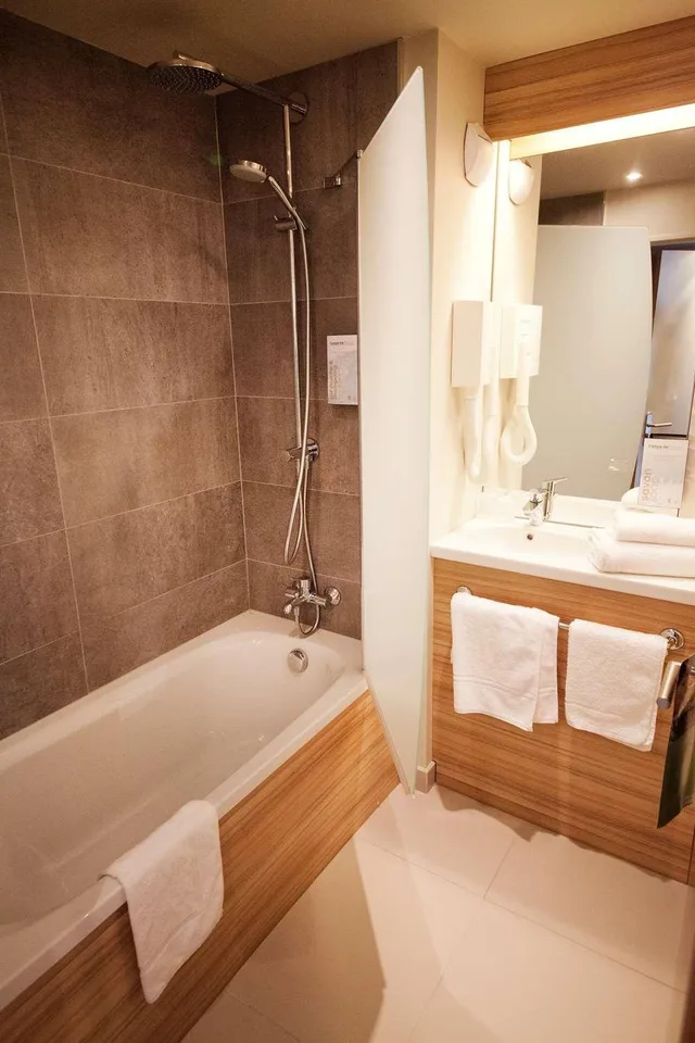 غرفة بسريرين منفصلين، ibis Clermont Ferrand Centre Stade 6/7