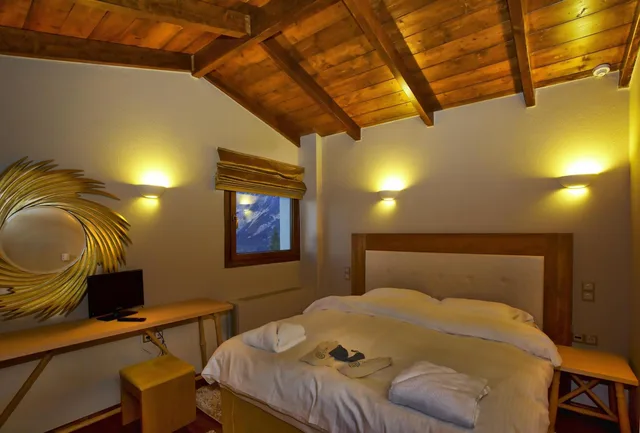 Suite, Mountain View, Anavasi Mountain Resort 7/10