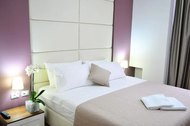غرفة سوبيريور بسرير مزدوج، GOLDEN CITY HOTEL 1/2