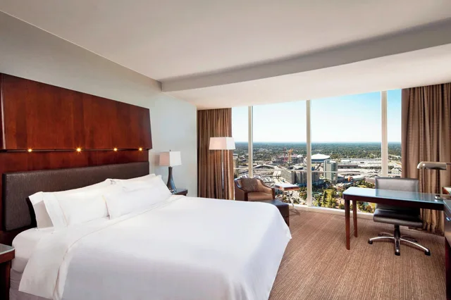 غرفة بسرير كوين لذوي الإعاقة، The Westin Peachtree Plaza Atlanta 1/3