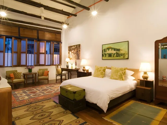 Suite, 2 Double and Twin Beds، 23 Lovelane Penang 1/3