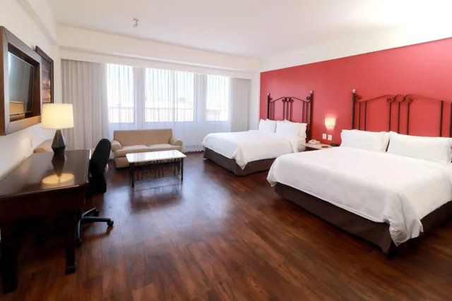 جناح بسريرين كوين، Holiday Inn & Suites Guadalajara Centro Historico 2/8