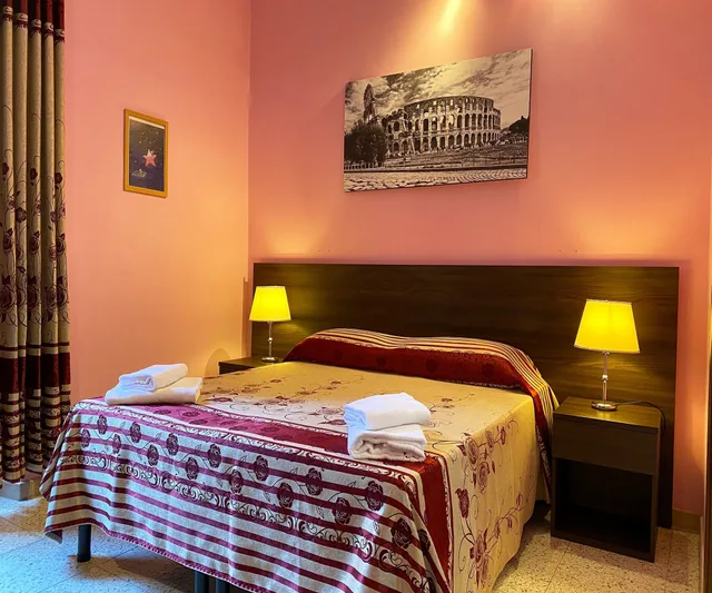 غرفة بسرير مزدوج أو سريرين منفصلين، Sweet Dream Roma Termini 2/3