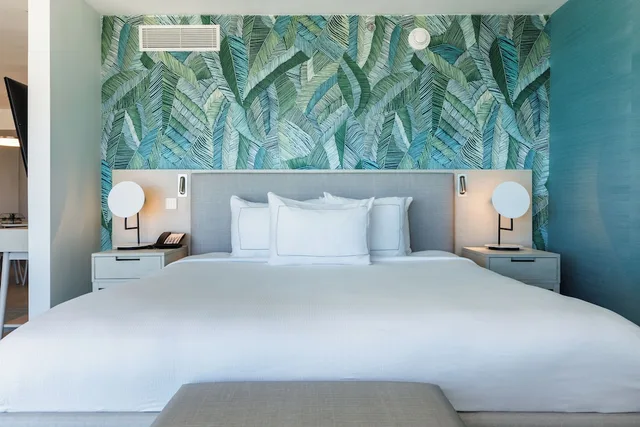 جناح بسرير كينج بإطلالة على المدينة، Condado Palm Inn San Juan, Tapestry Collection by Hilton 2/2