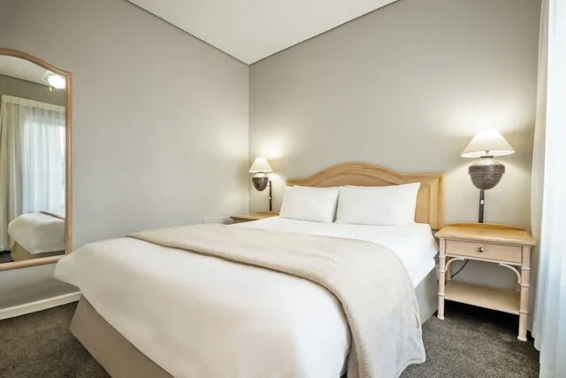 Cabana, Double and Twin Beds, Beach Front، Dolphin Beach Hotel 3/6