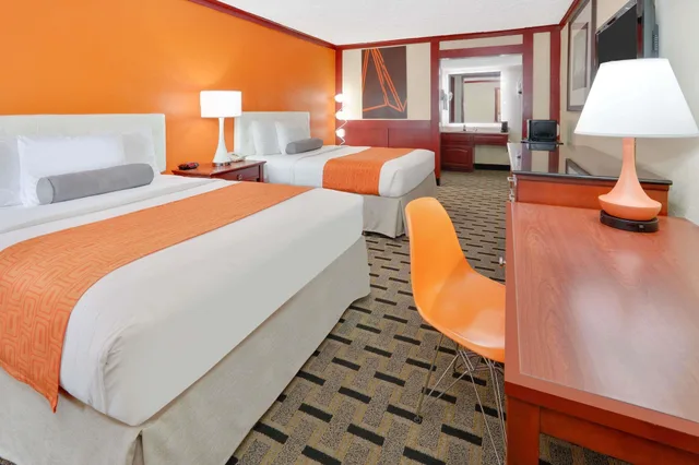 غرفة بسريرين كوين، Howard Johnson by Wyndham San Marcos 3/5