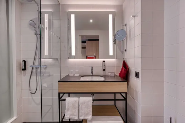 Special, Superior, Queen Bed، IntercityHotel Berlin Airport BER Terminal 1+2 5/6