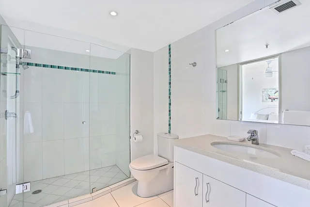 شقة سوبيريور بسرير كوين بغرفة نوم واحدة، De Ville Apartments 3/5