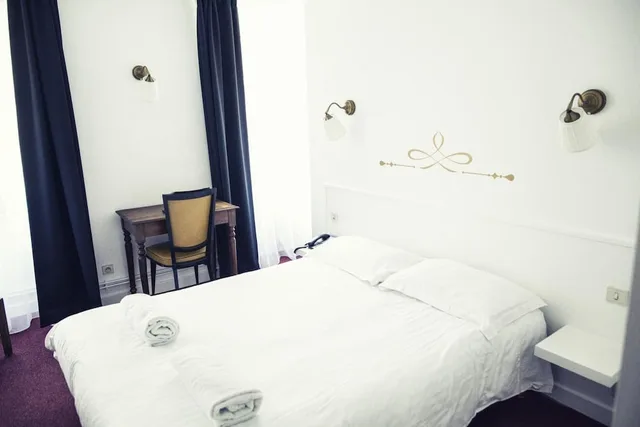 غرفة بسريرين منفصلين، The Old Hotel Ravel 4/5