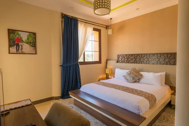 جناح بسرير كينج بإطلالة على البحر بغرفة نوم واحدة، GOLDEN TULIP ZANZIBAR RESORT 5/9