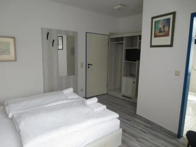 غرفة قياسية بسرير مزدوج، Central-Hotel Tegel 4/10