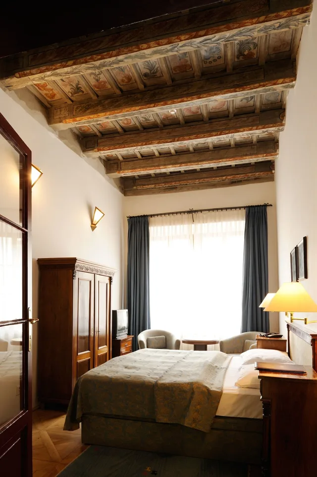 غرفة مفردة، The Charles Hotel 11/14