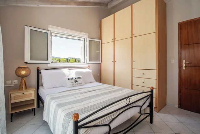 Fiore Azzurro، Corfu 20/50