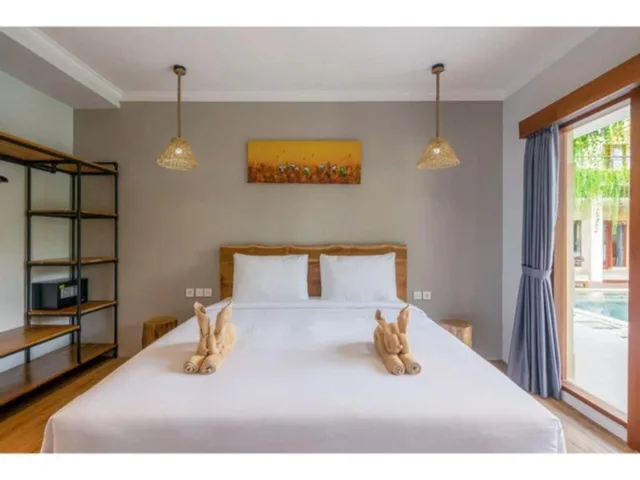 Superior, King Bed, Canggu Hype 1/2