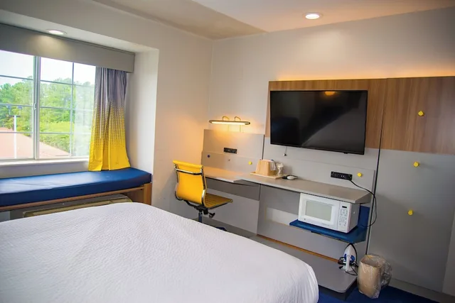 غرفة بسرير كوين لذوي الإعاقة، Microtel Inn And Suites By Wyndham Daphne Mobile 1/5
