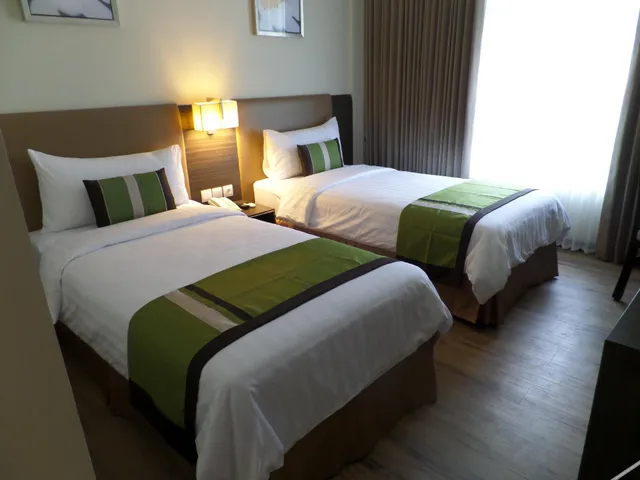 غرفة بريميير، Estrella Hotel & Conference (ex Aston Luwuk) 2/2