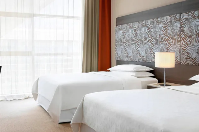 غرفة كلاسيكية رباعية، Sheraton Milan Malpensa Airport Hotel & Conference Centre 1/2