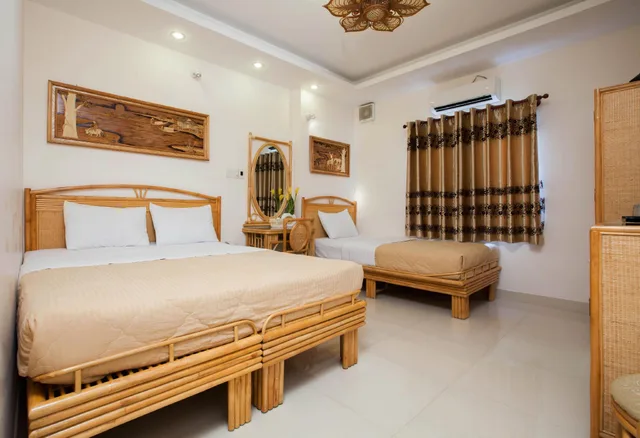 Deluxe, Triple, Calmette Hotel 2/3