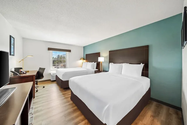 غرفة قياسية بسريرين مزدوجين، Comfort Inn Foxboro - Mansfield 1/8