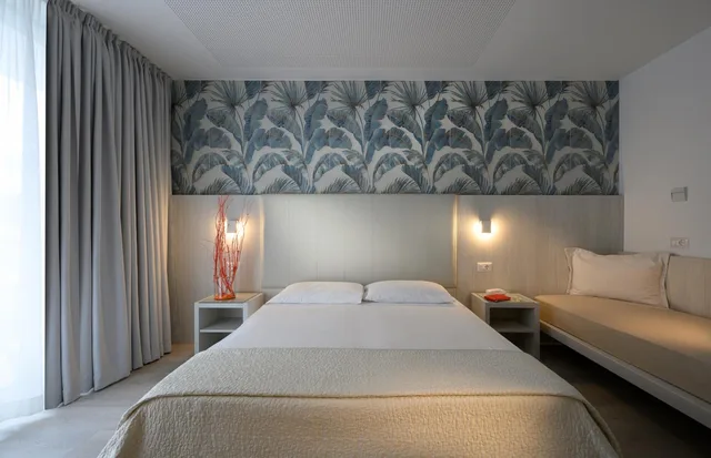 غرفة فاخرة ثلاثية، Playa Hotel 2/5