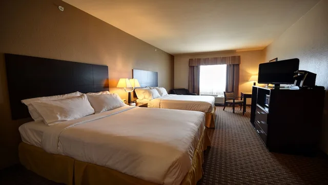 غرفة قياسية بسريرين كوين لذوي الإعاقة، Holiday Inn Express Hotel And Suites Del Rio 1/8