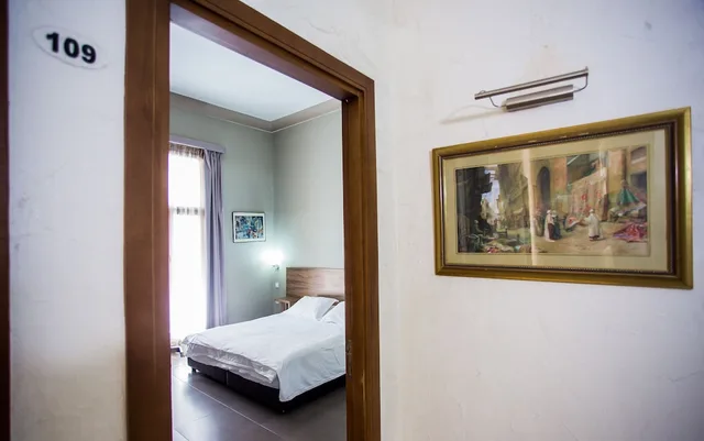 غرفة بسرير كوين، Hotel Olympic 10/10