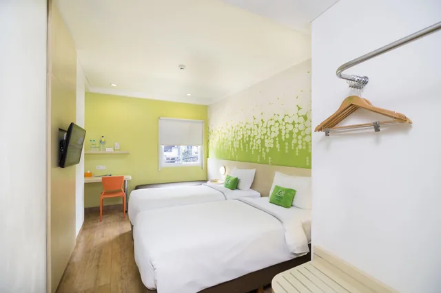 Zest, Twin Beds، Palette Legian Beach 3/5