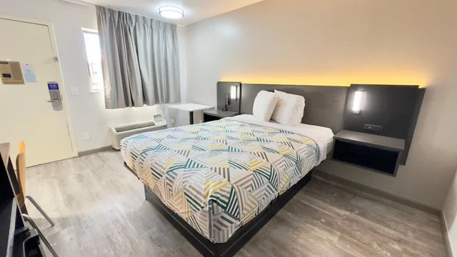 غرفة بسرير كوين لذوي الإعاقة، Motel6 Dyersburg, TN 9/10