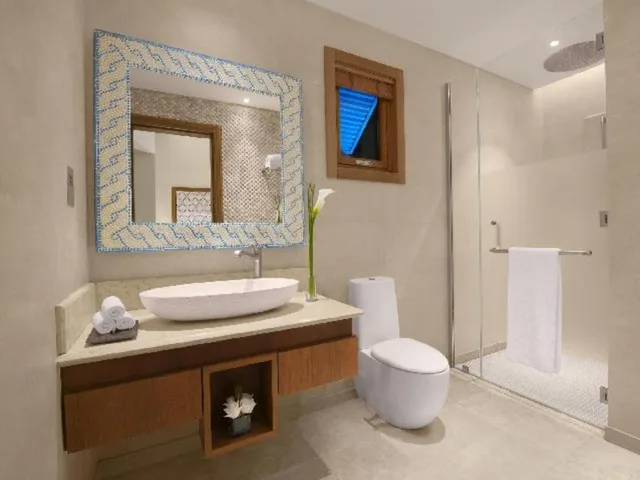 3 Bedrooms, Pool, Villa, Twin Beds, 2 King Beds, Sea View، Banana Island Resort Doha By Anantara 5/7
