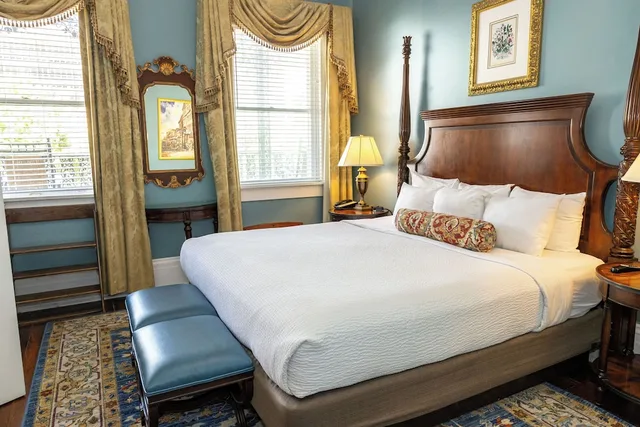 جناح بسرير كينج مع أريكة، The Marshall House 2/8