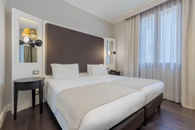غرفة كلاسيكية مفردة بسرير كينج، Hotel Grande Italia 1/9