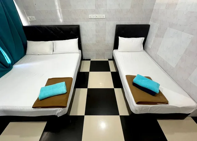 غرفة ثلاثية بسرير مزدوج وسرير فردي، Kota Damansara Boutique Hotel 3/3