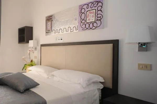 غرفة سوبيريور بسرير مزدوج أو سريرين منفصلين، Hotel Ambassador 3/6