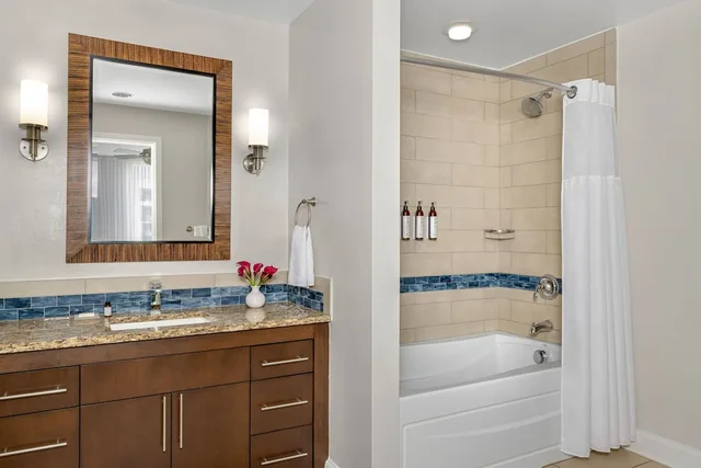 3 Bedrooms, Villa, Pool Side, Balcony، Marriott S Crystal Shores 7/9