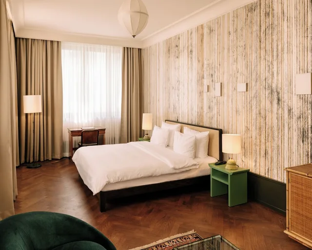Deluxe, King Bed, Boutique Hotel Chateau Royal 4/6