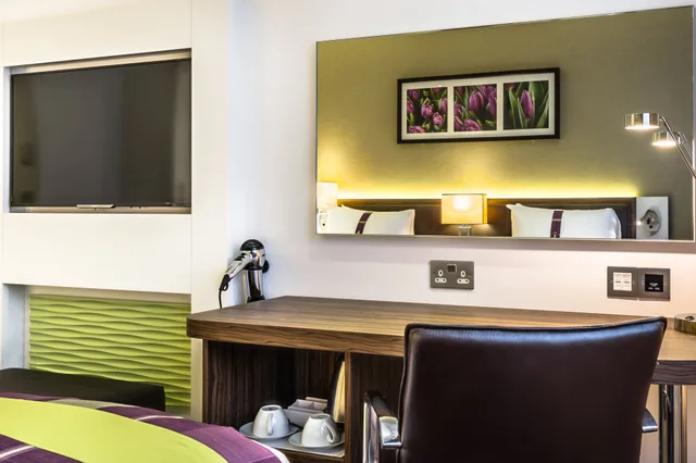 غرفة ديلوكس، Holiday Inn London Watford Junction 1/1