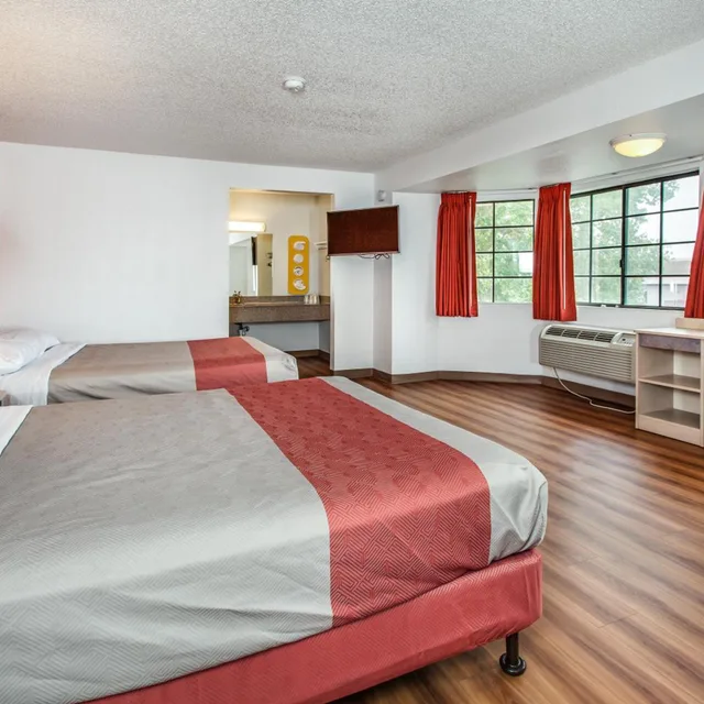 غرفة بسريرين كوين، Motel6 Fairfield, CA - North 2/10
