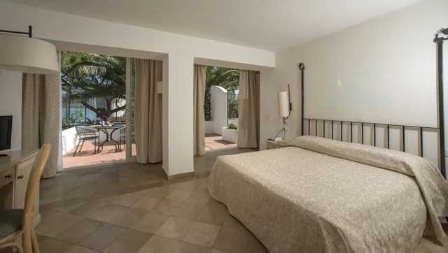 غرفة كلاسيكية بسرير مزدوج، El Faro Hotel 2/6