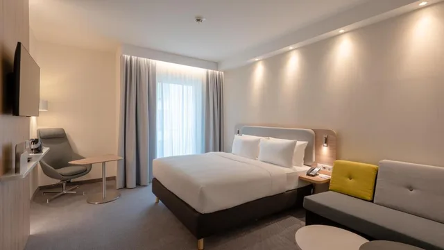 غرفة بسرير كوين، Holiday Inn Express Munich North, an IHG Hotel 8/10