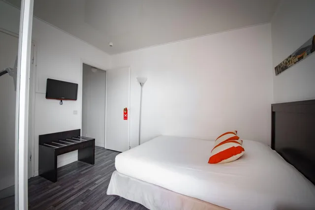 غرفة صغيرة بسرير مزدوج، Exclusive Hotel Comte De Nice 3/7