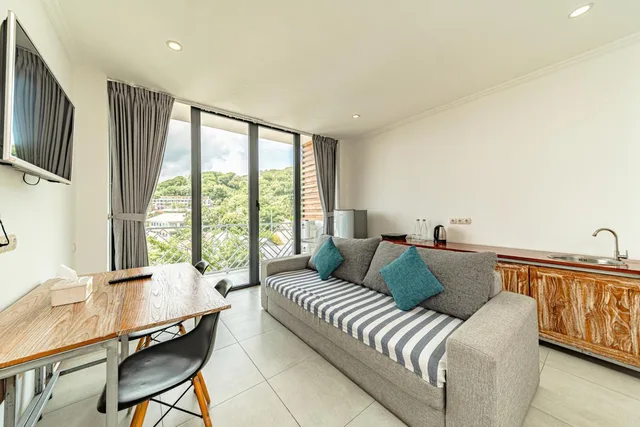 جناح بسرير مزدوج، Komodo Suites Downtown 7/10