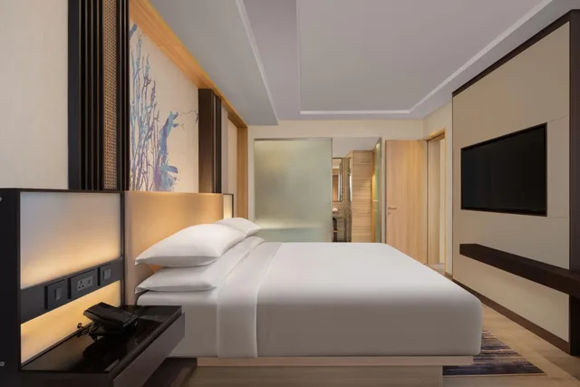 Courtyard, Suite, King Bed, Partial Pool View, Balcony, Courtyard By Marriott Goa Colva 2/2