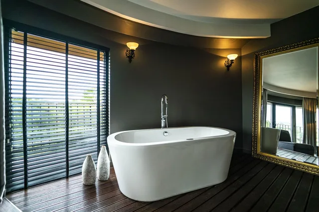 جناح بسرير كينج، Modus Hotel 7/7