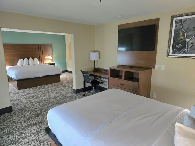 Suite, Multiple Beds, Large، Best Western Casa Villa Suites 3/5
