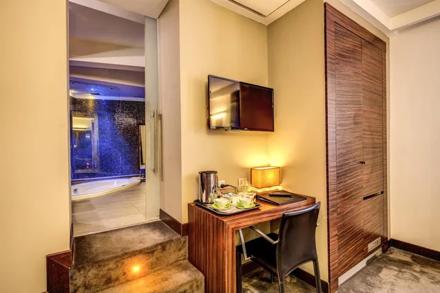 جناح بسرير كوين مع أريكة، Hotel Trevi Collection 8/8