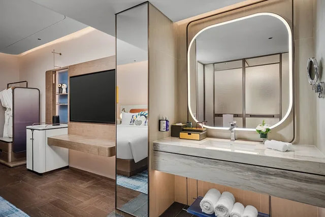 Standard, King Bed, voco Xitang by IHG 3/3