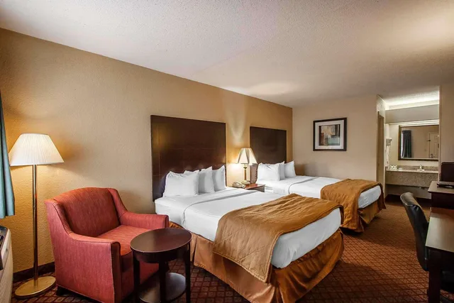 غرفة بسريرين مزدوجين، Quality Inn & Suites Covington 4/4