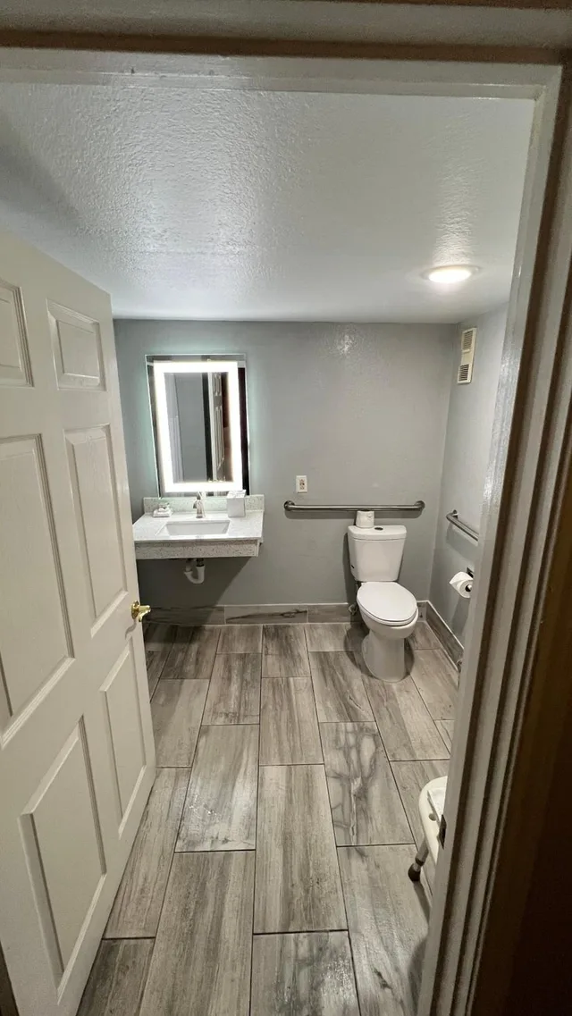 غرفة بسرير مزدوج لذوي الإعاقة، La Quinta Inn by Wyndham Amarillo Mid-City 8/9