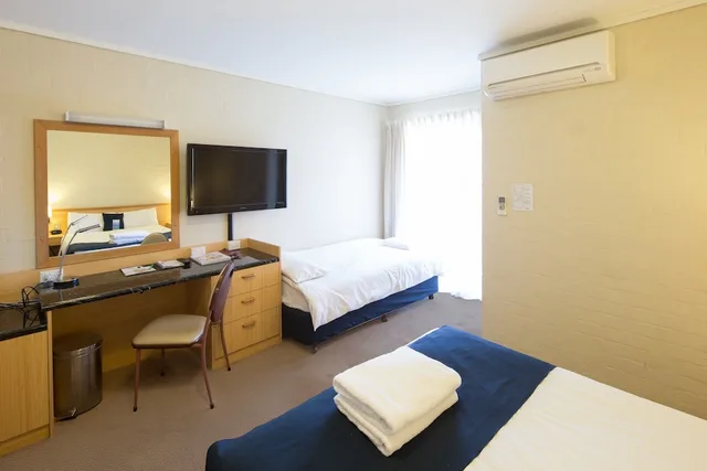 غرفة عائلية بسرير كوين وسرير فردي وسرير بطابقين، ibis Styles Canberra 7/8