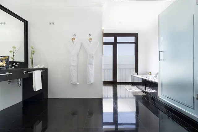جناح جونيور، Eurostars Palacio Buenavista 6/6